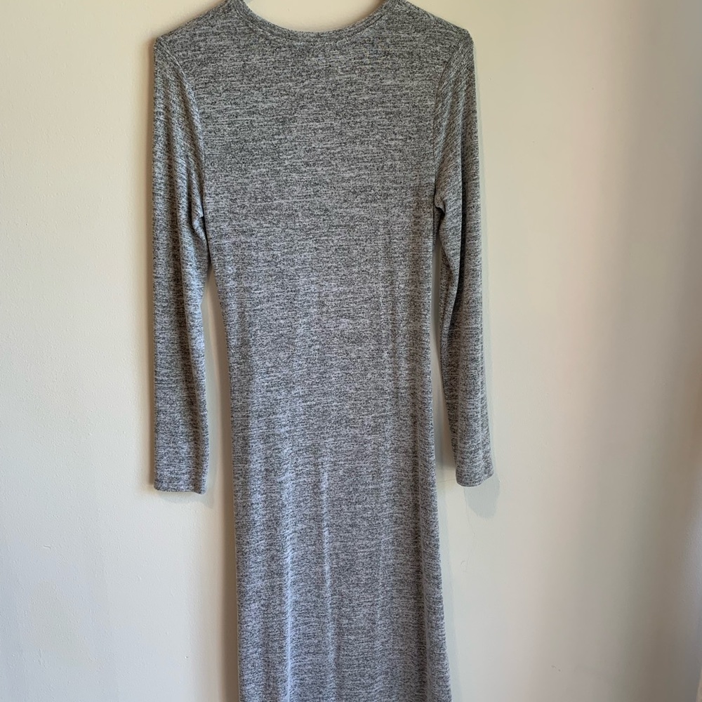 Dress - Picture 4 of 4